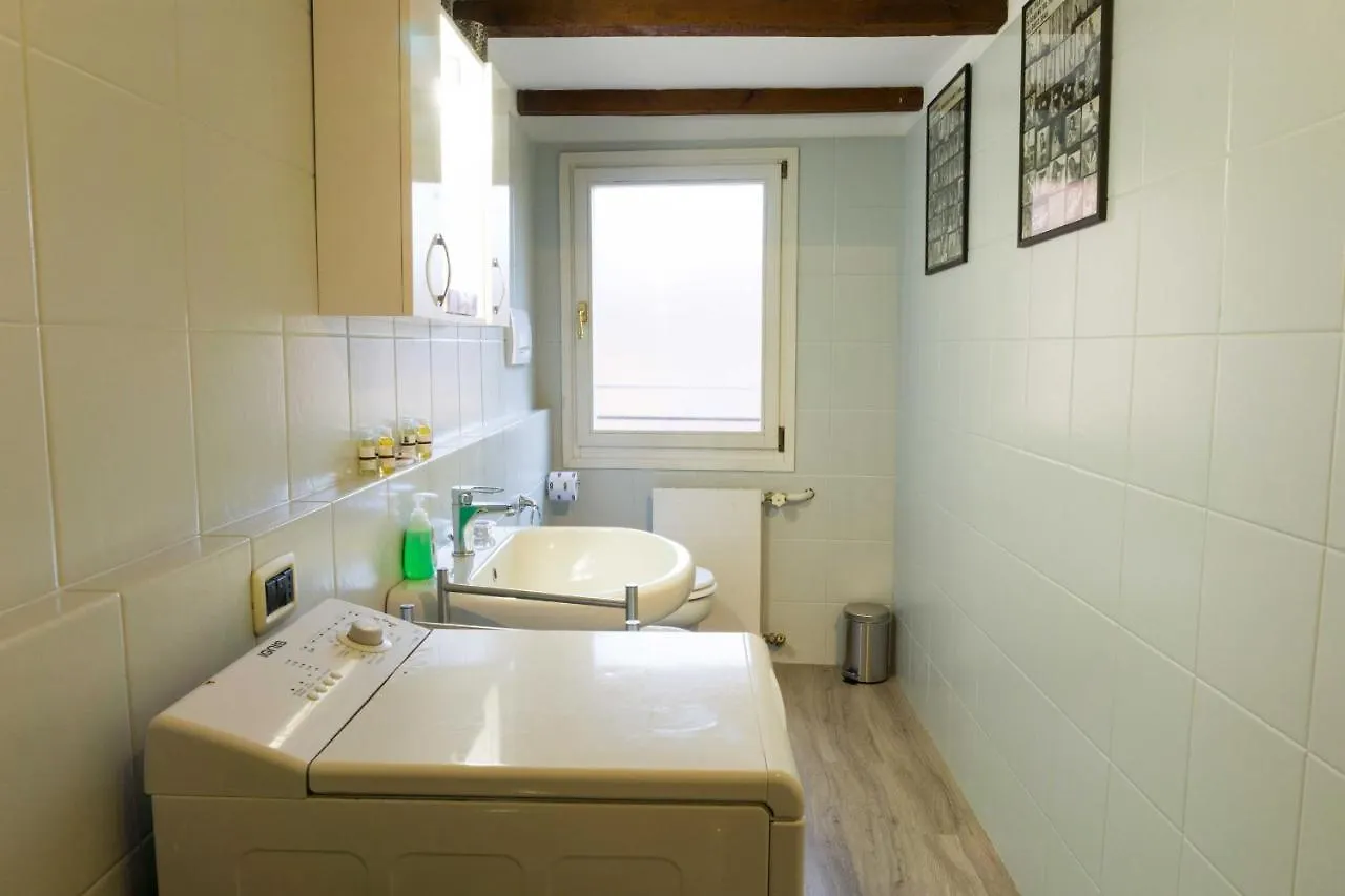 Appartamento Casa Garisenda By Wonderful Italy Bologna 0*,  Italia